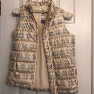 SOLD Old navy frost free girls puffy vest